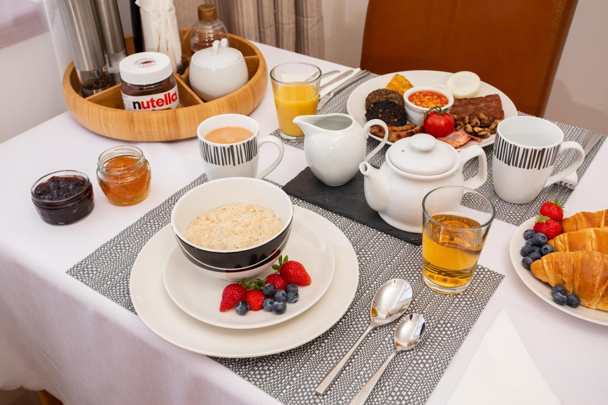 Beechwood Lodge Guesthouse Alness Eksteriør billede