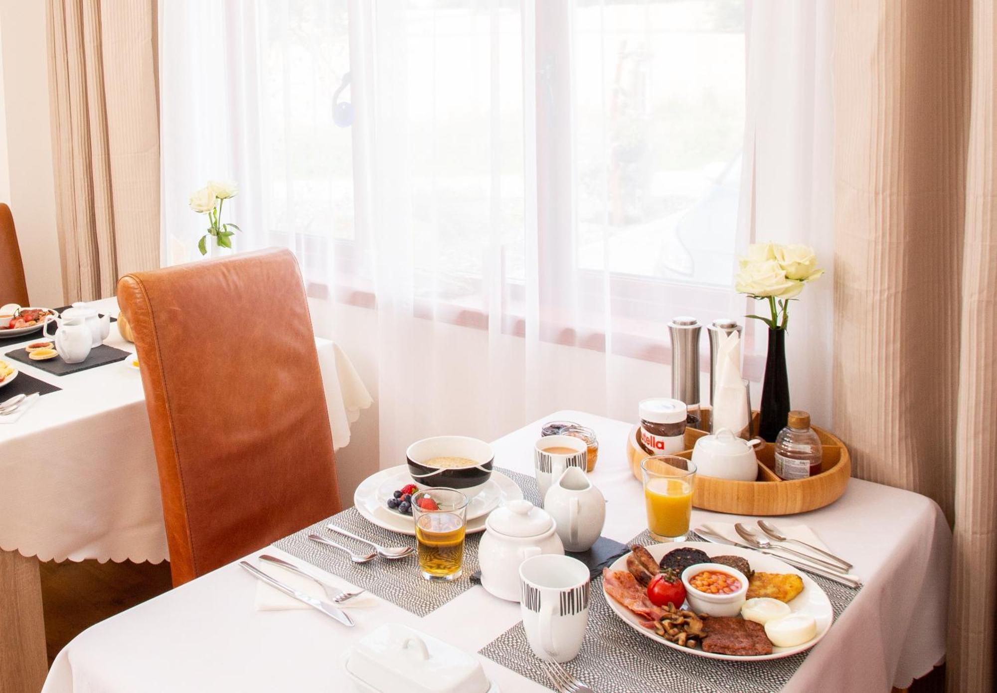 Beechwood Lodge Guesthouse Alness Eksteriør billede