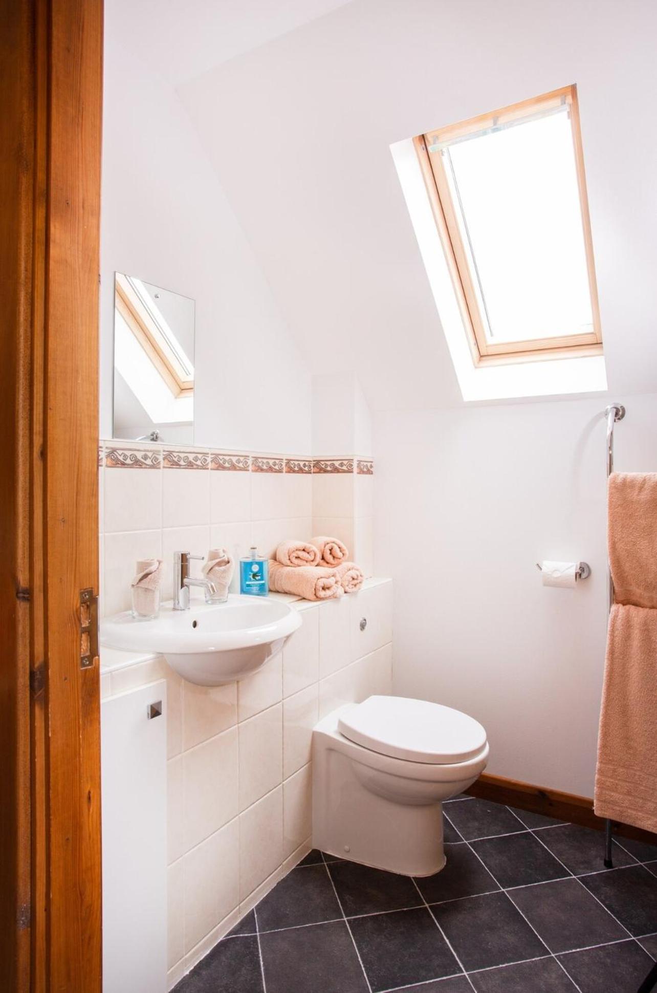 Beechwood Lodge Guesthouse Alness Eksteriør billede